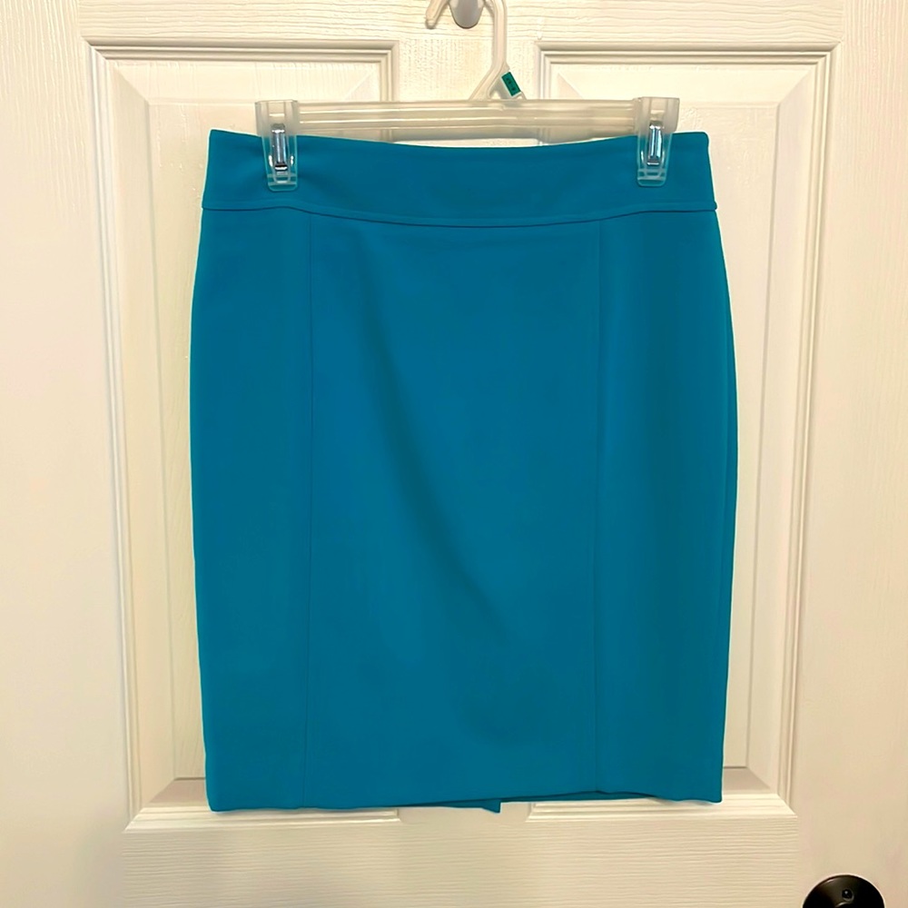 Loft pencil skirt